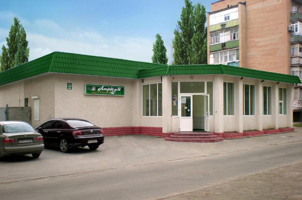 Atrium Hotel Melitopolʼ Екстериор снимка